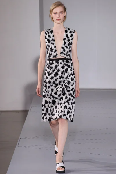 Look 38